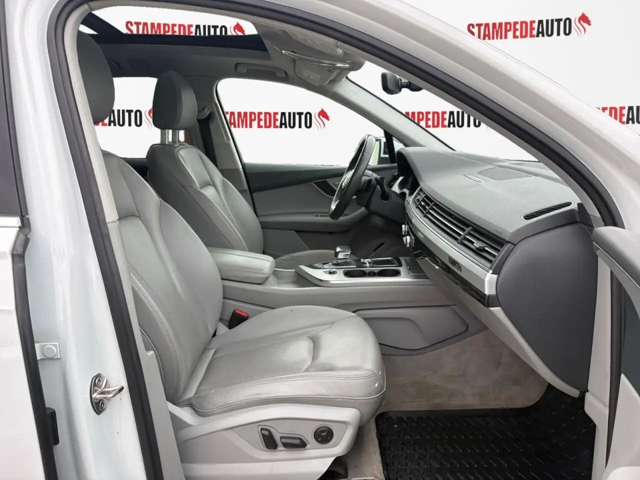 Audi Q7 снимка Audi Q7