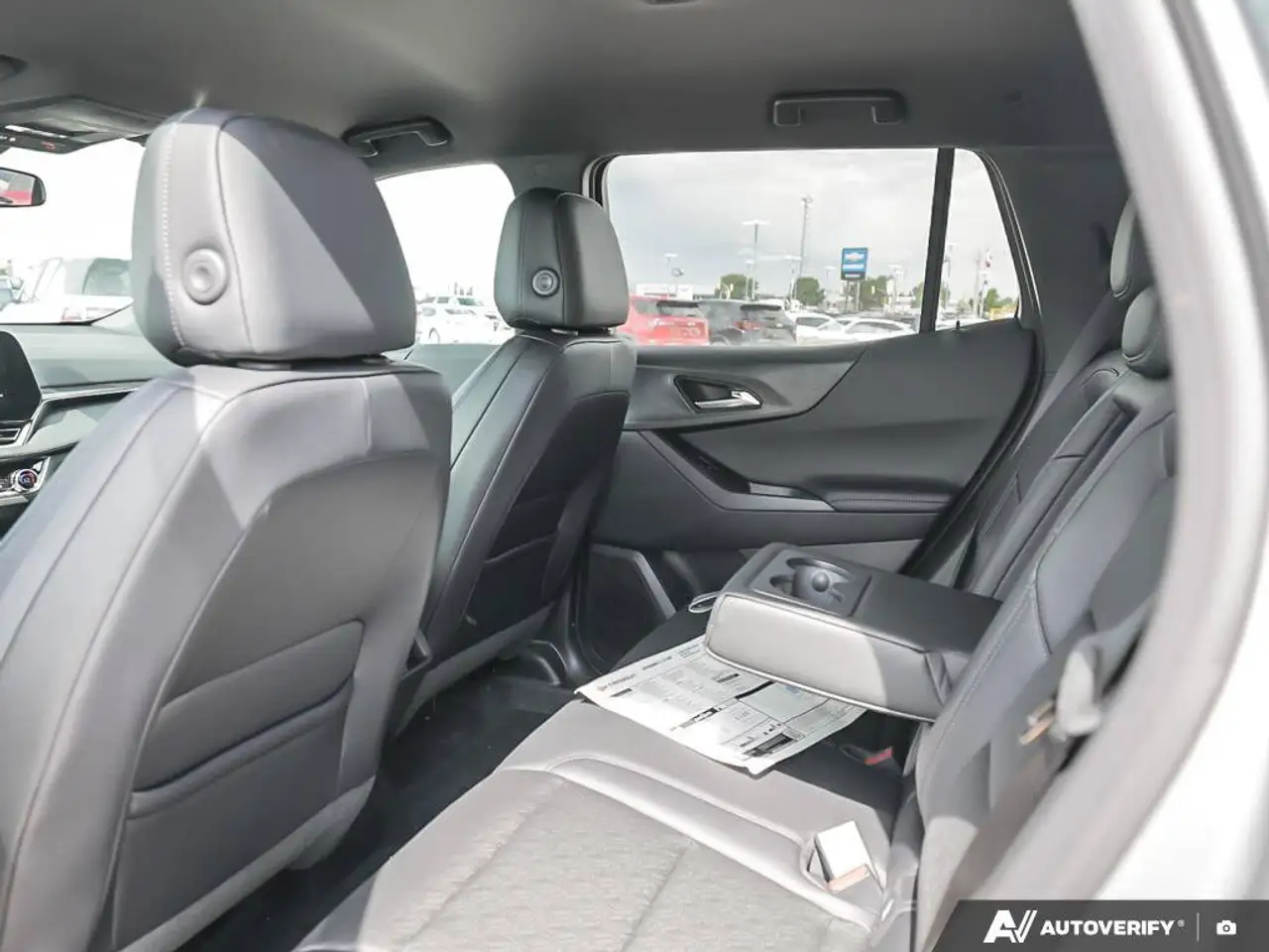 Chevrolet Equinox снимка Chevrolet Equinox