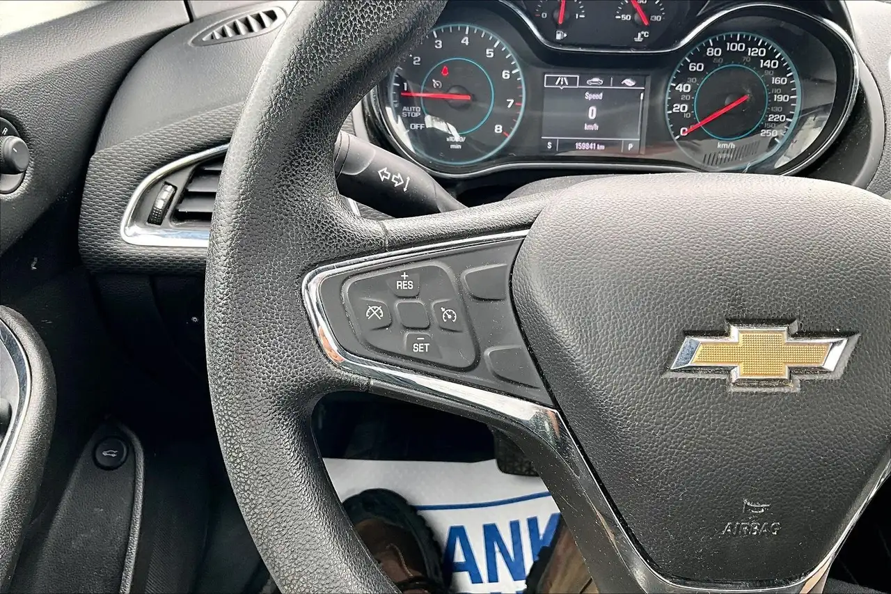 Chevrolet Cruze photo Chevrolet Cruze