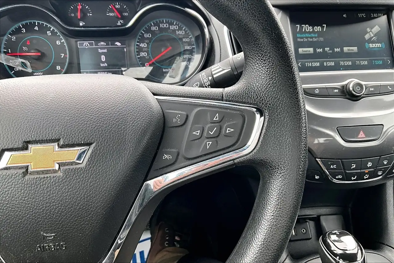 Chevrolet Cruze photo Chevrolet Cruze