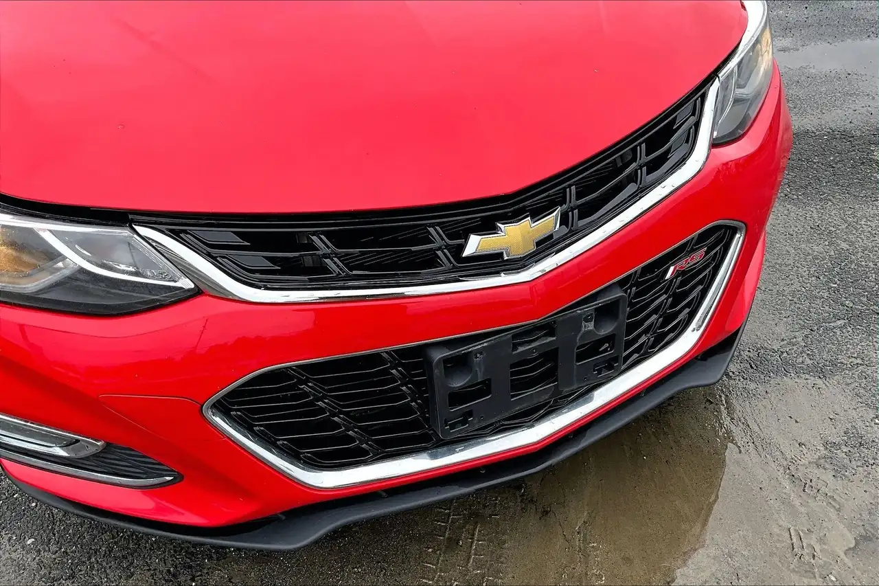 Chevrolet Cruze photo Chevrolet Cruze