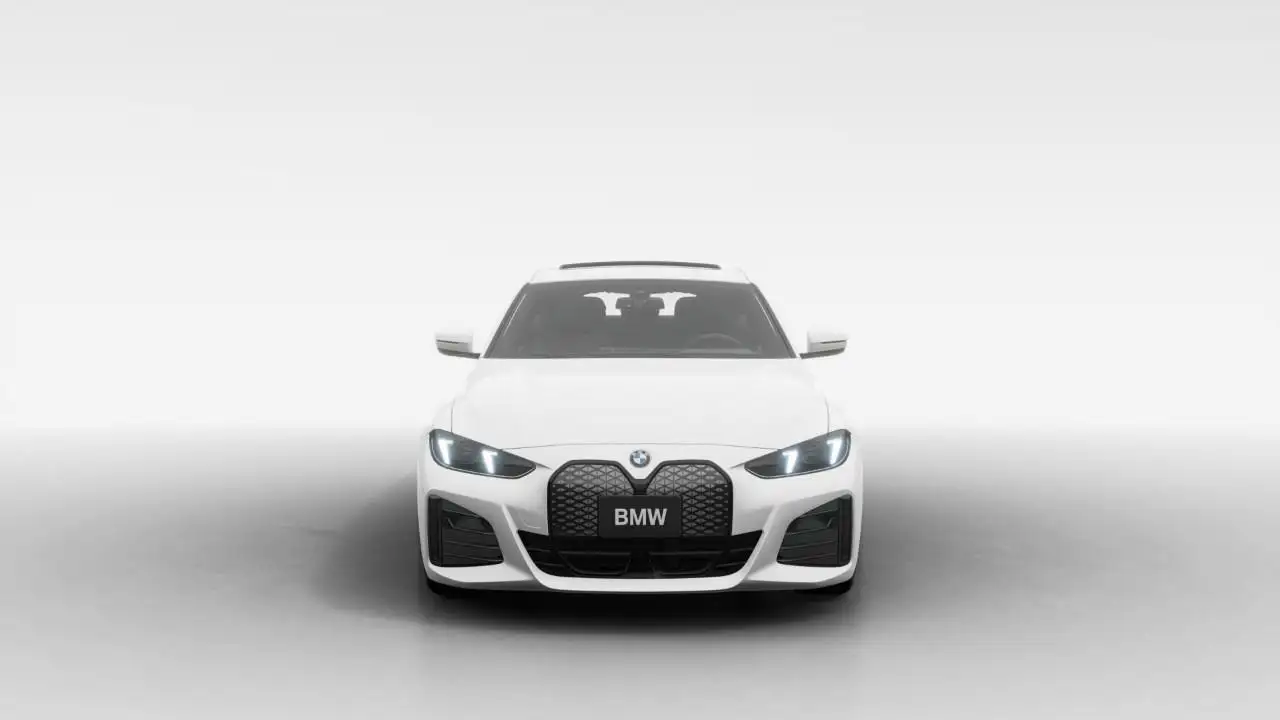 BMW i4 снимка BMW i4