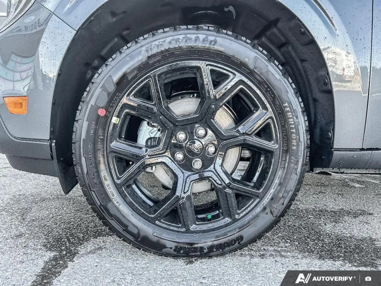 Ford Maverick снимка Ford Maverick