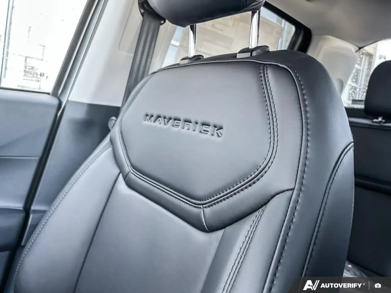 Ford Maverick снимка Ford Maverick