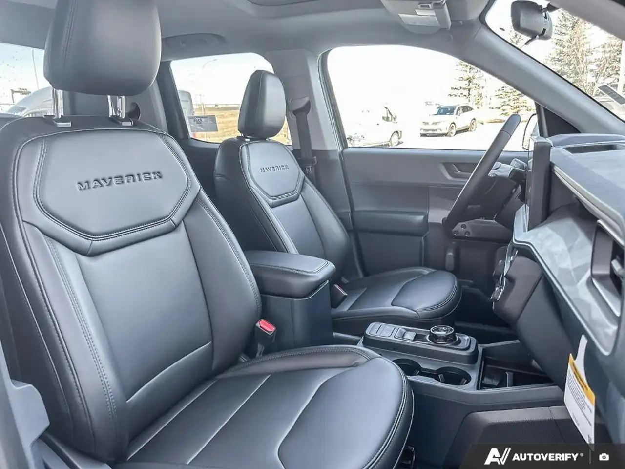 Ford Maverick снимка Ford Maverick
