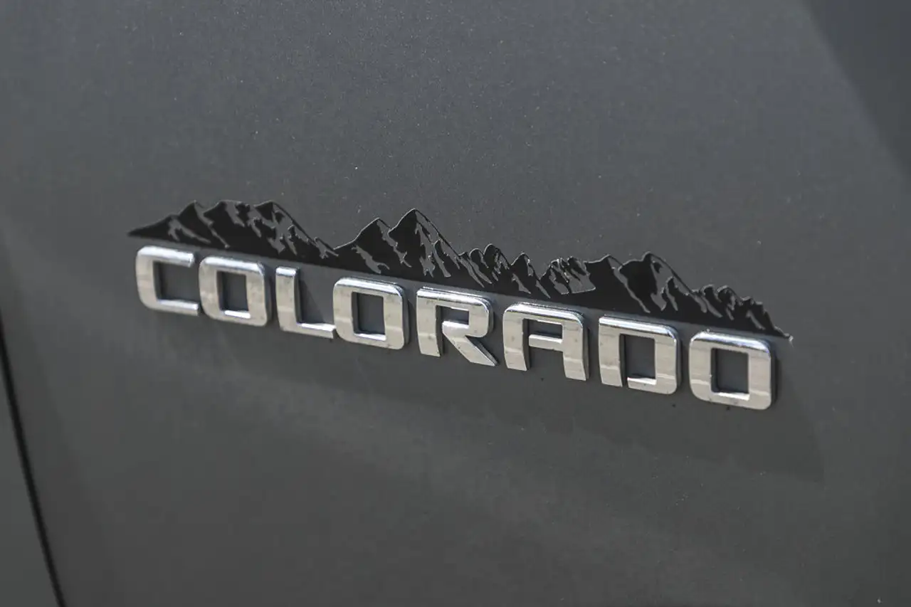 Chevrolet Colorado снимка Chevrolet Colorado