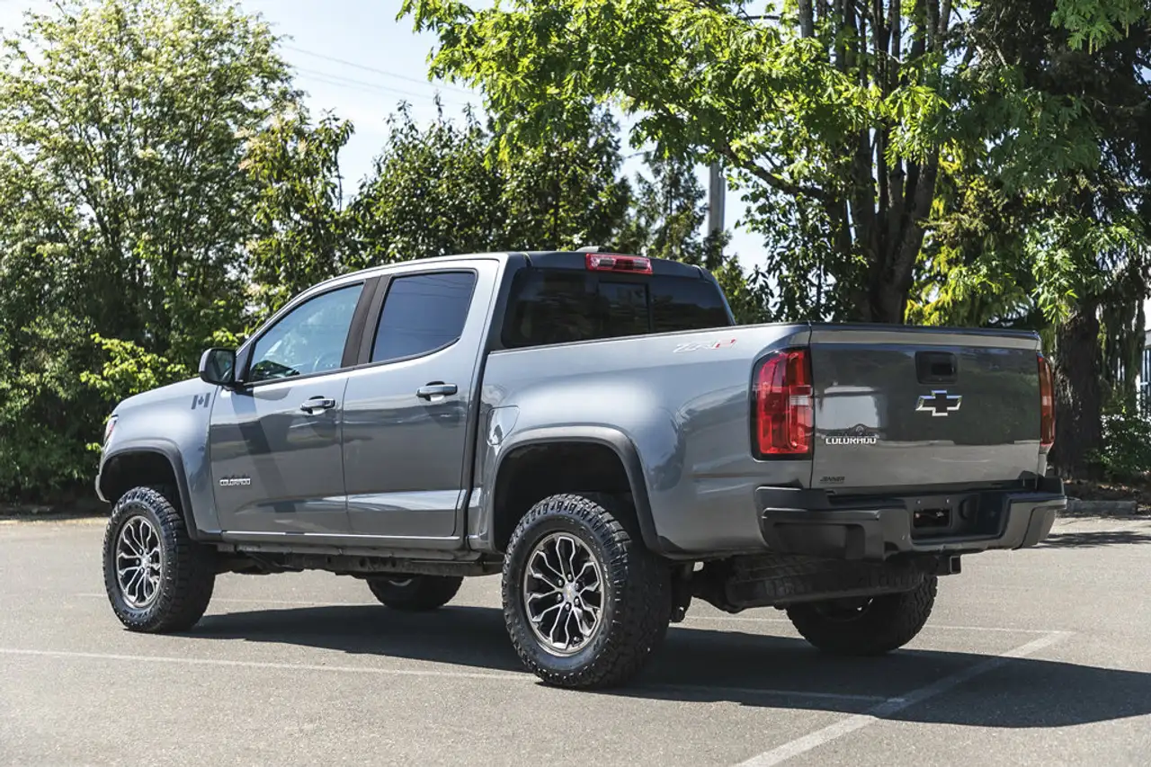 Chevrolet Colorado снимка Chevrolet Colorado