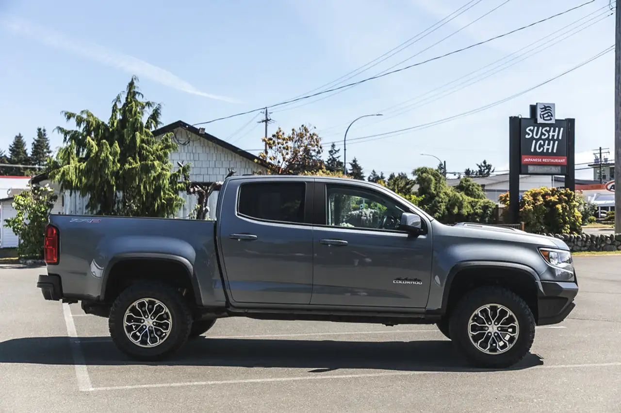 Chevrolet Colorado снимка Chevrolet Colorado