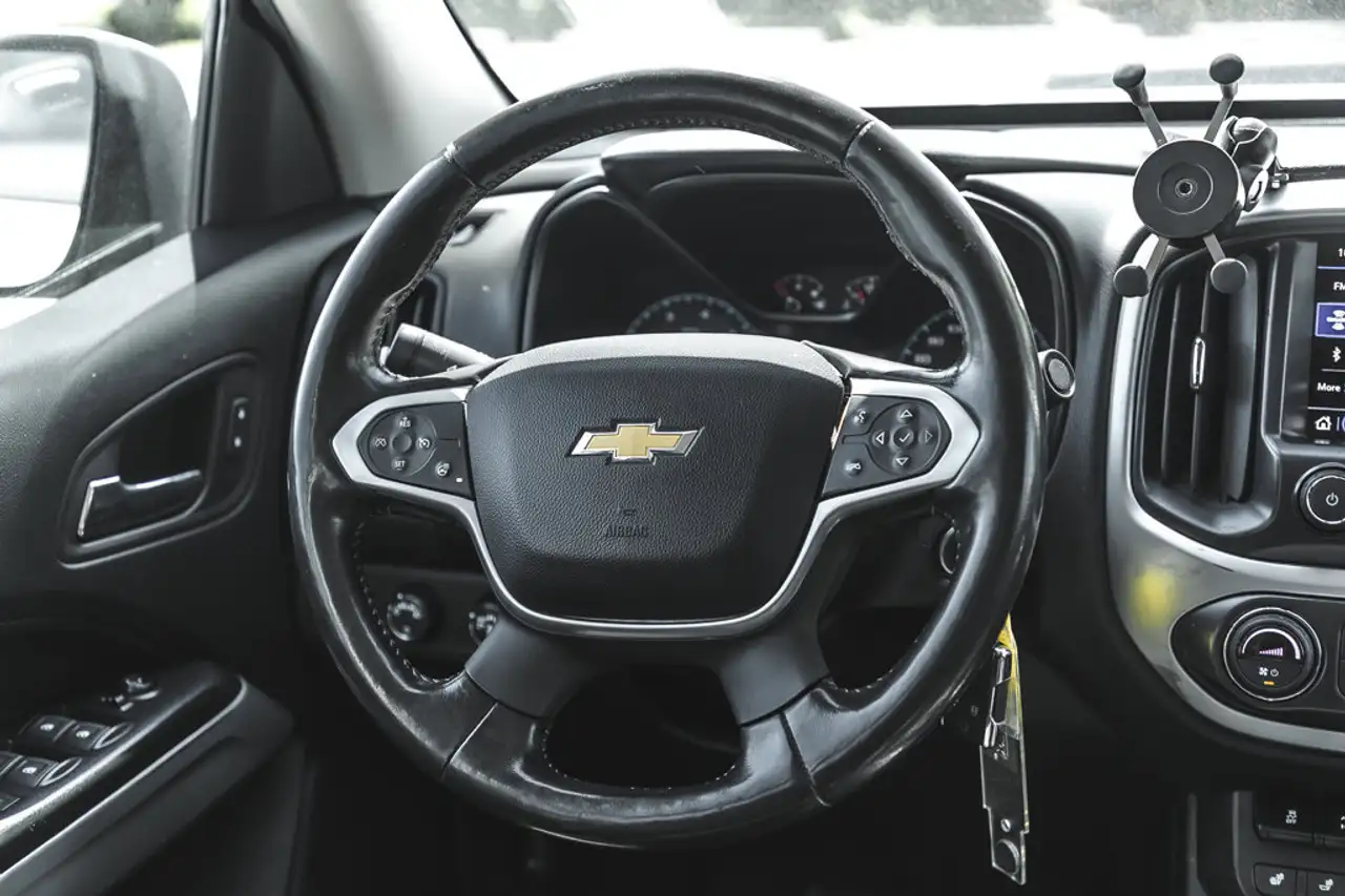 Chevrolet Colorado снимка Chevrolet Colorado