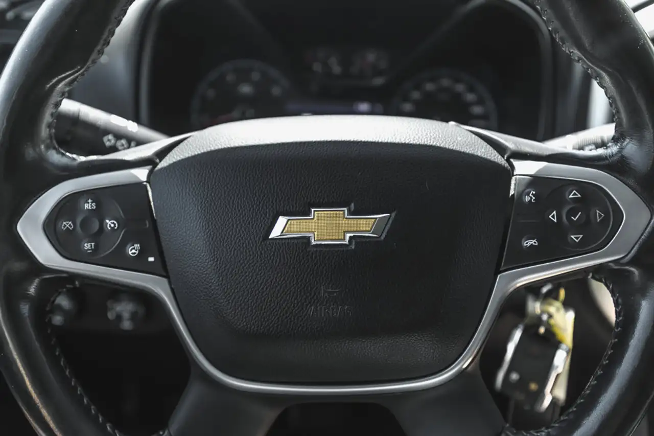 Chevrolet Colorado снимка Chevrolet Colorado