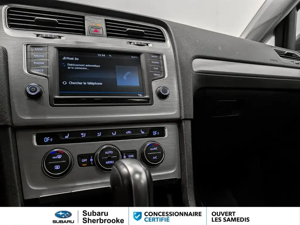 Volkswagen Golf photo Volkswagen Golf