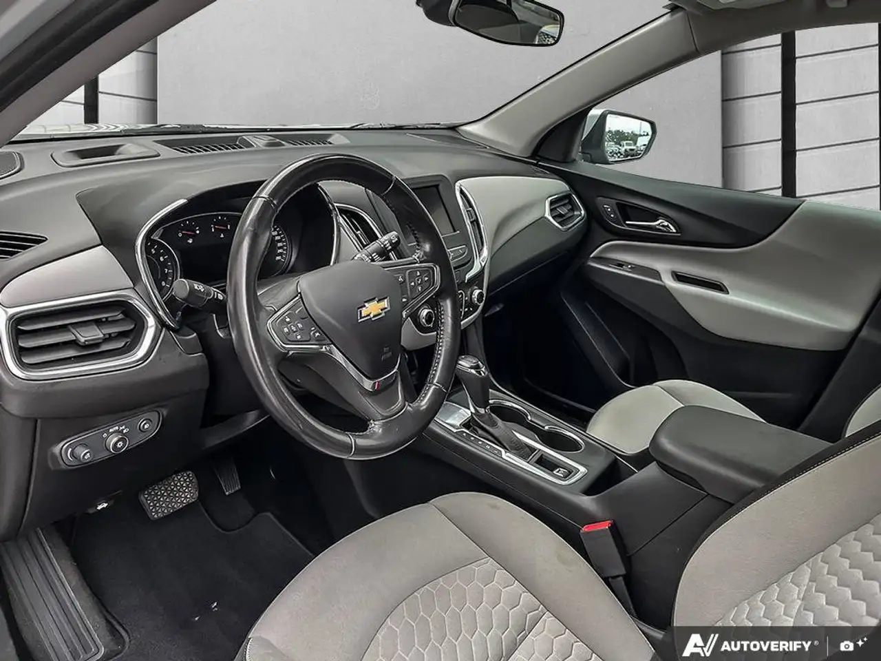 Chevrolet Equinox снимка Chevrolet Equinox