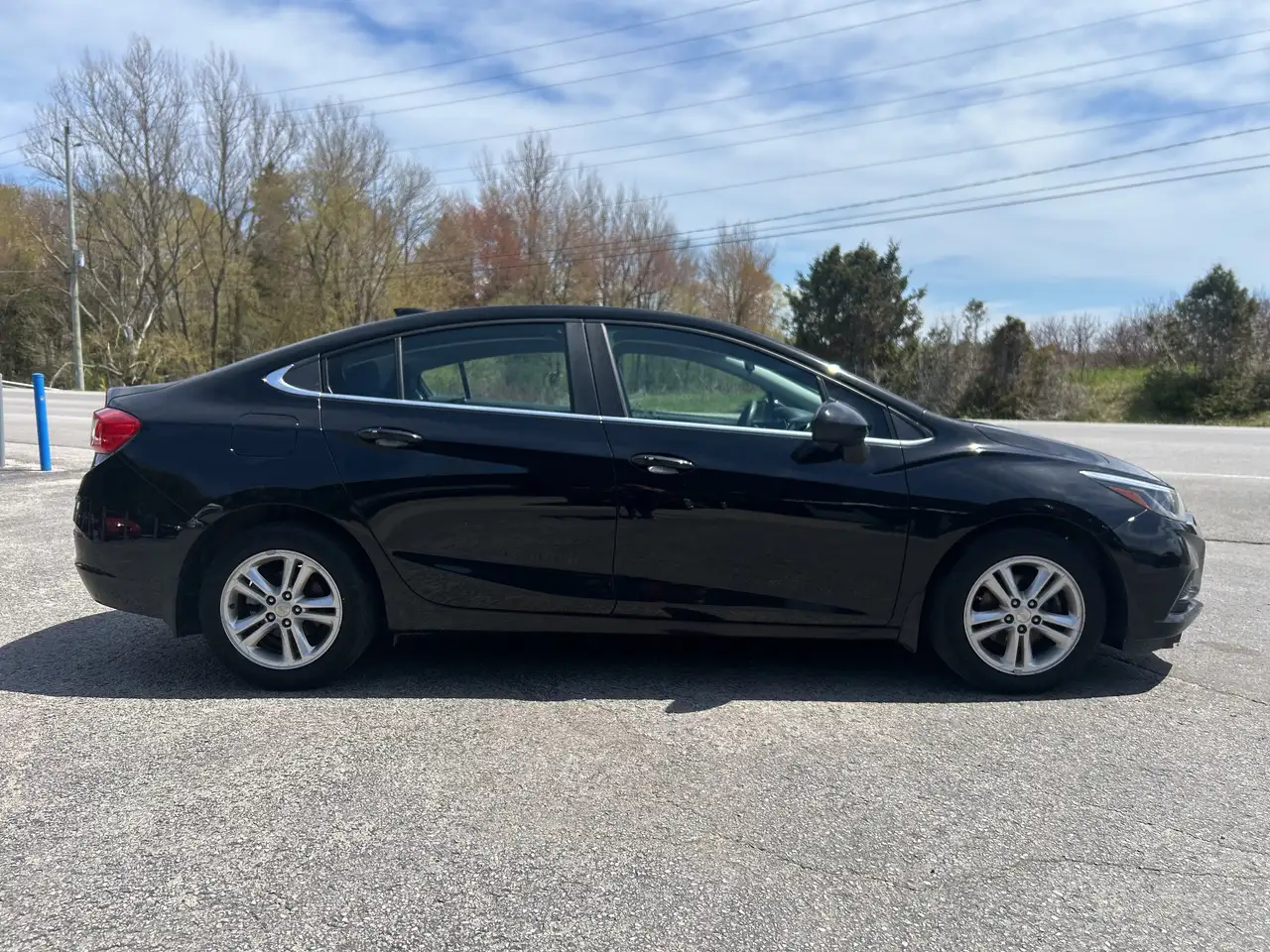 Chevrolet Cruze photo Chevrolet Cruze