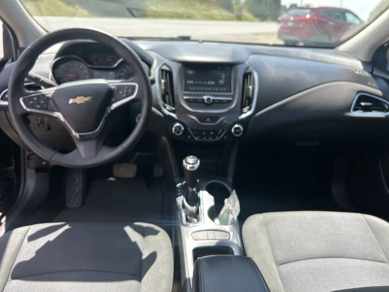 Chevrolet Cruze photo Chevrolet Cruze