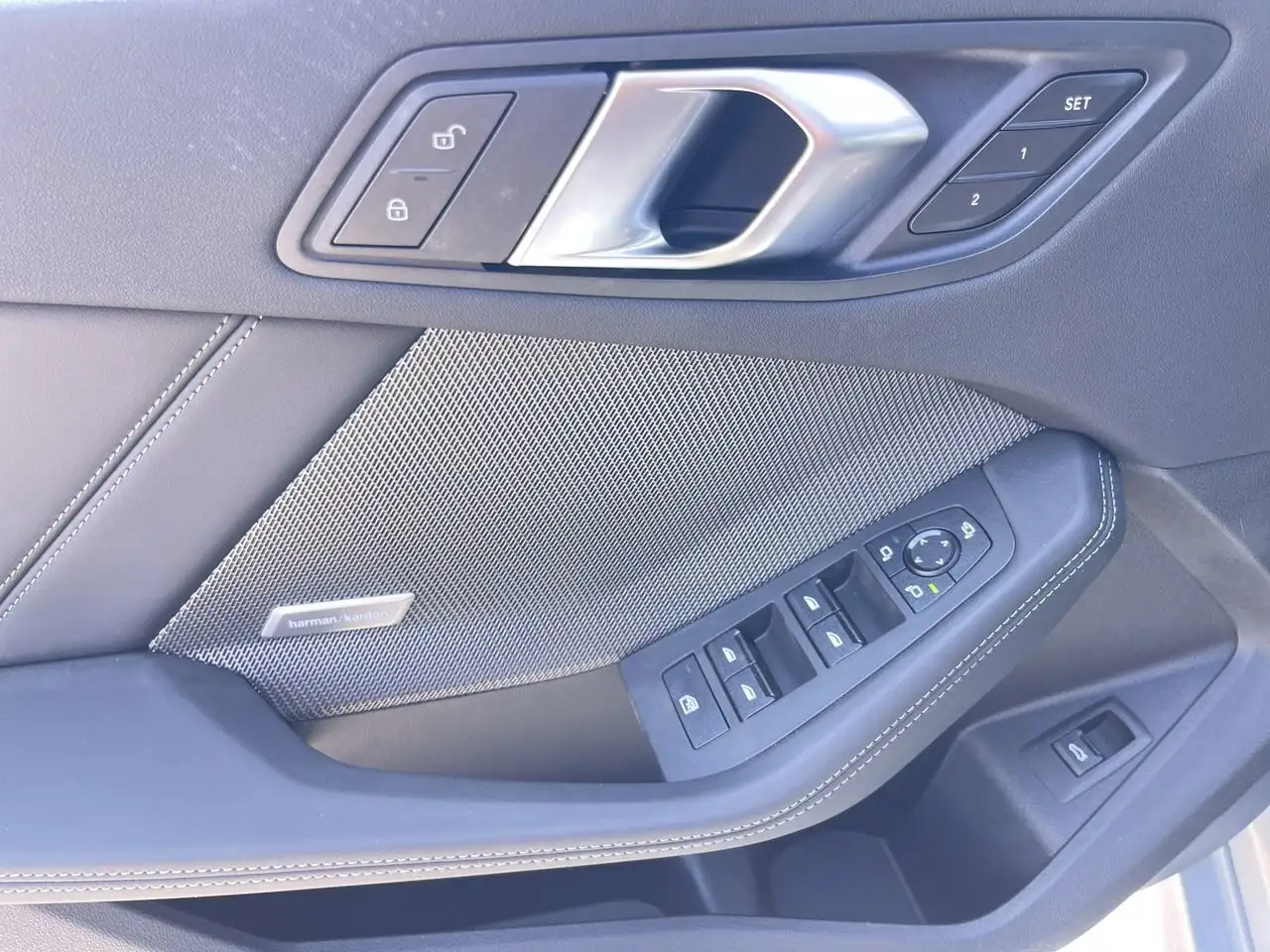 BMW 2 Series photo BMW 2 Series