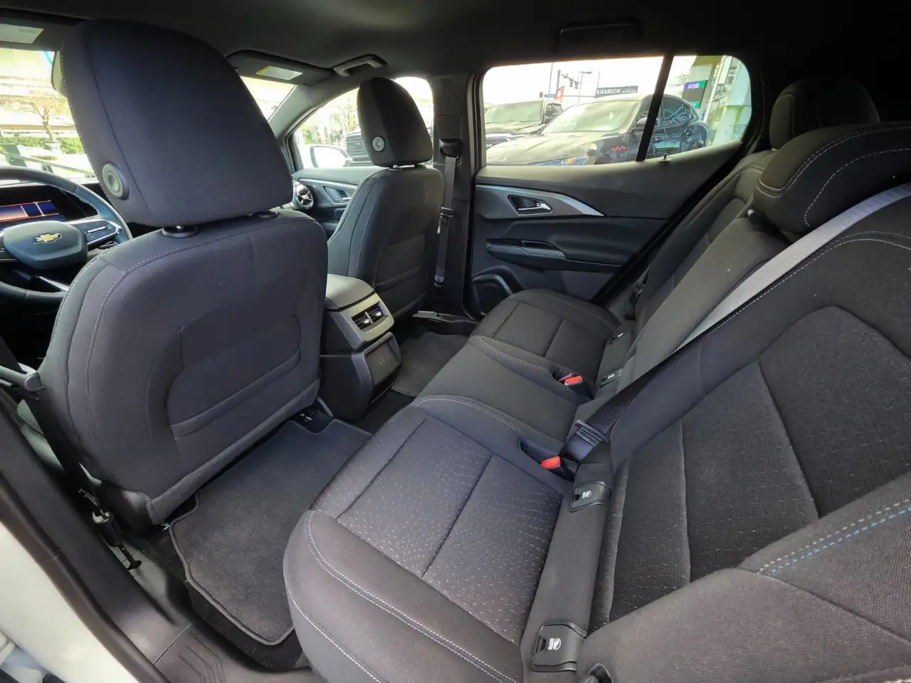 Chevrolet Equinox снимка Chevrolet Equinox
