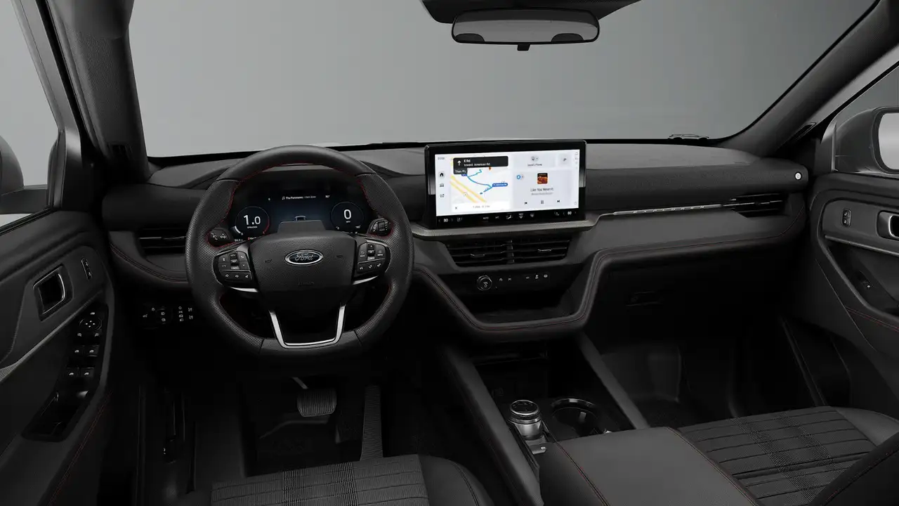 Ford Explorer снимка Ford Explorer