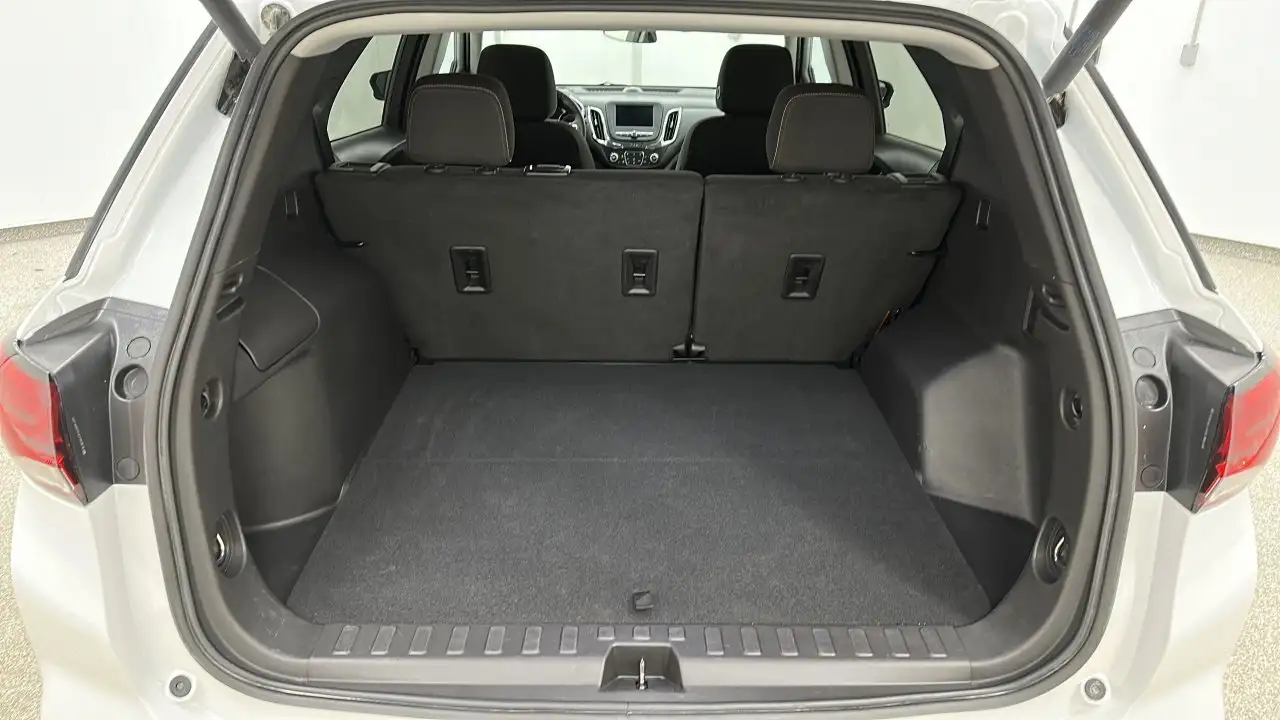 Chevrolet Equinox снимка Chevrolet Equinox