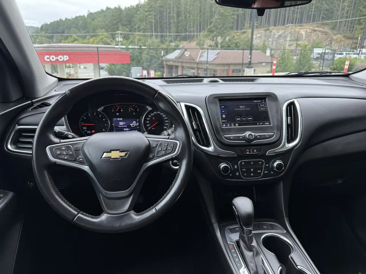 Chevrolet Equinox снимка Chevrolet Equinox