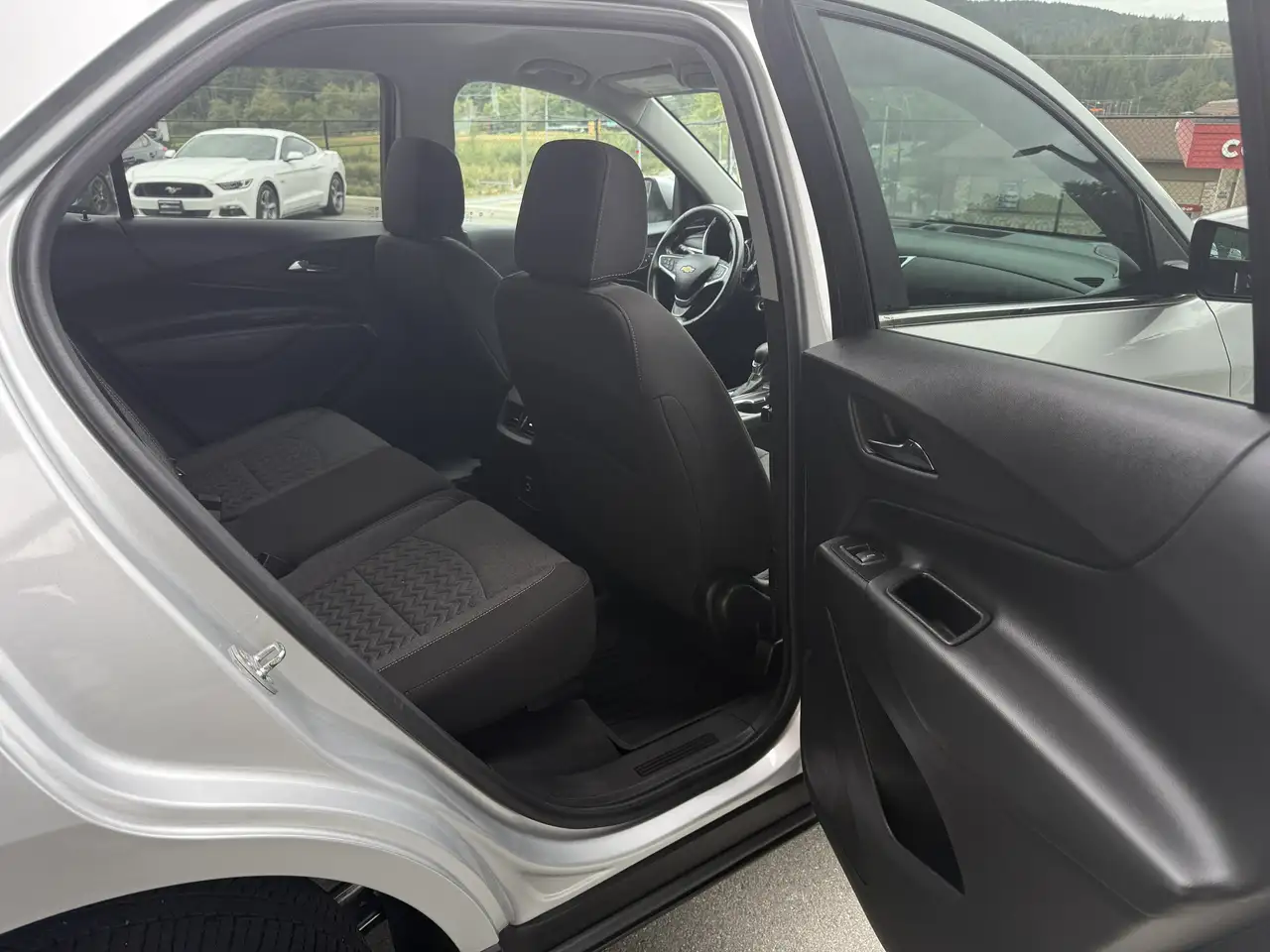 Chevrolet Equinox снимка Chevrolet Equinox