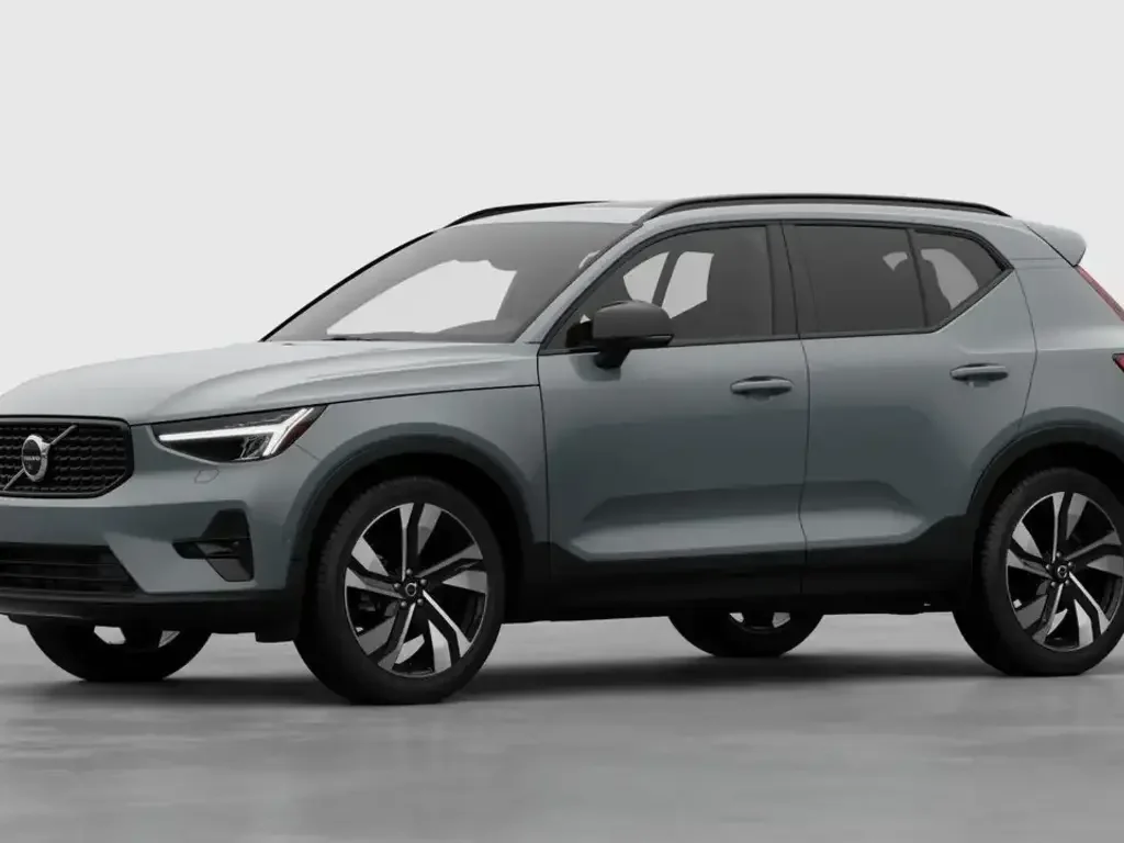 2026 Volvo XC40