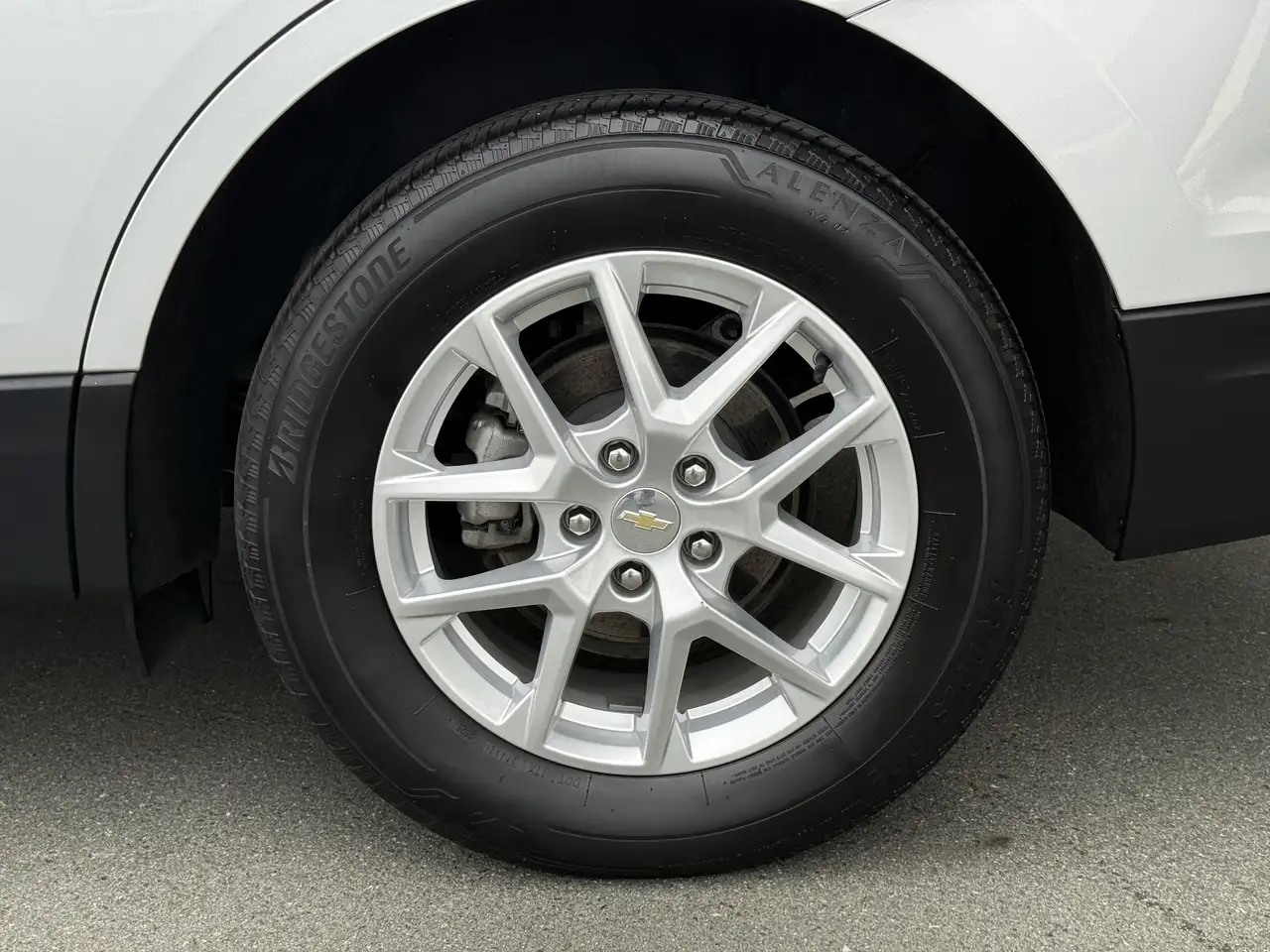 Chevrolet Equinox снимка Chevrolet Equinox