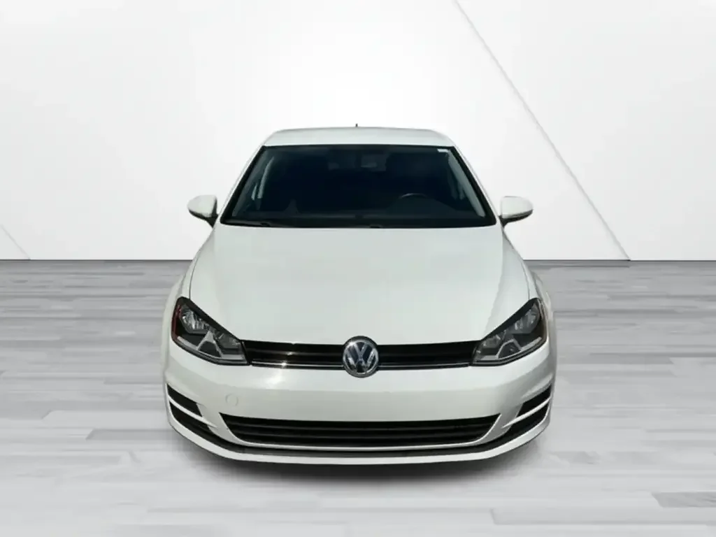Volkswagen Golf photo Volkswagen Golf