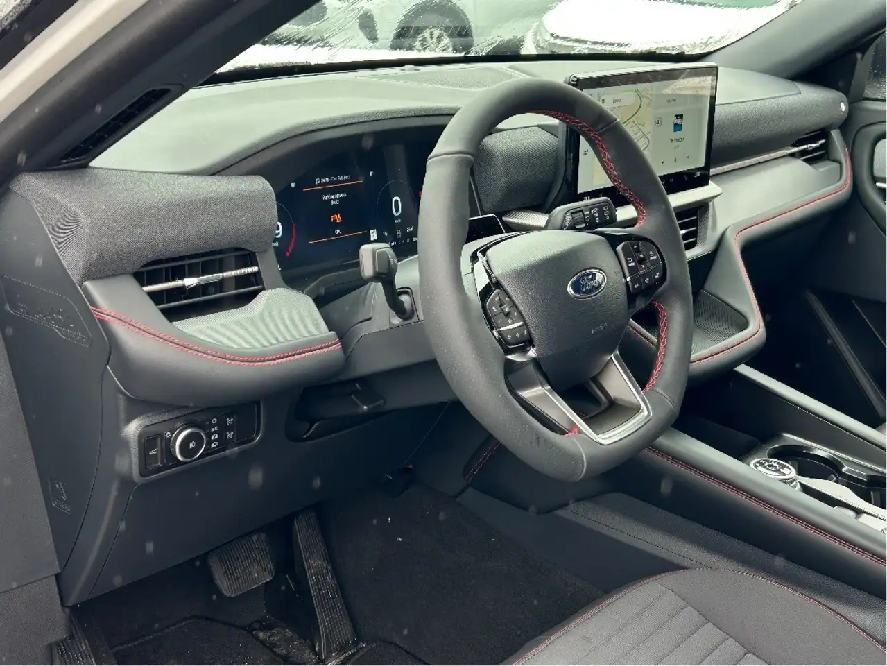 Ford Explorer photo Ford Explorer