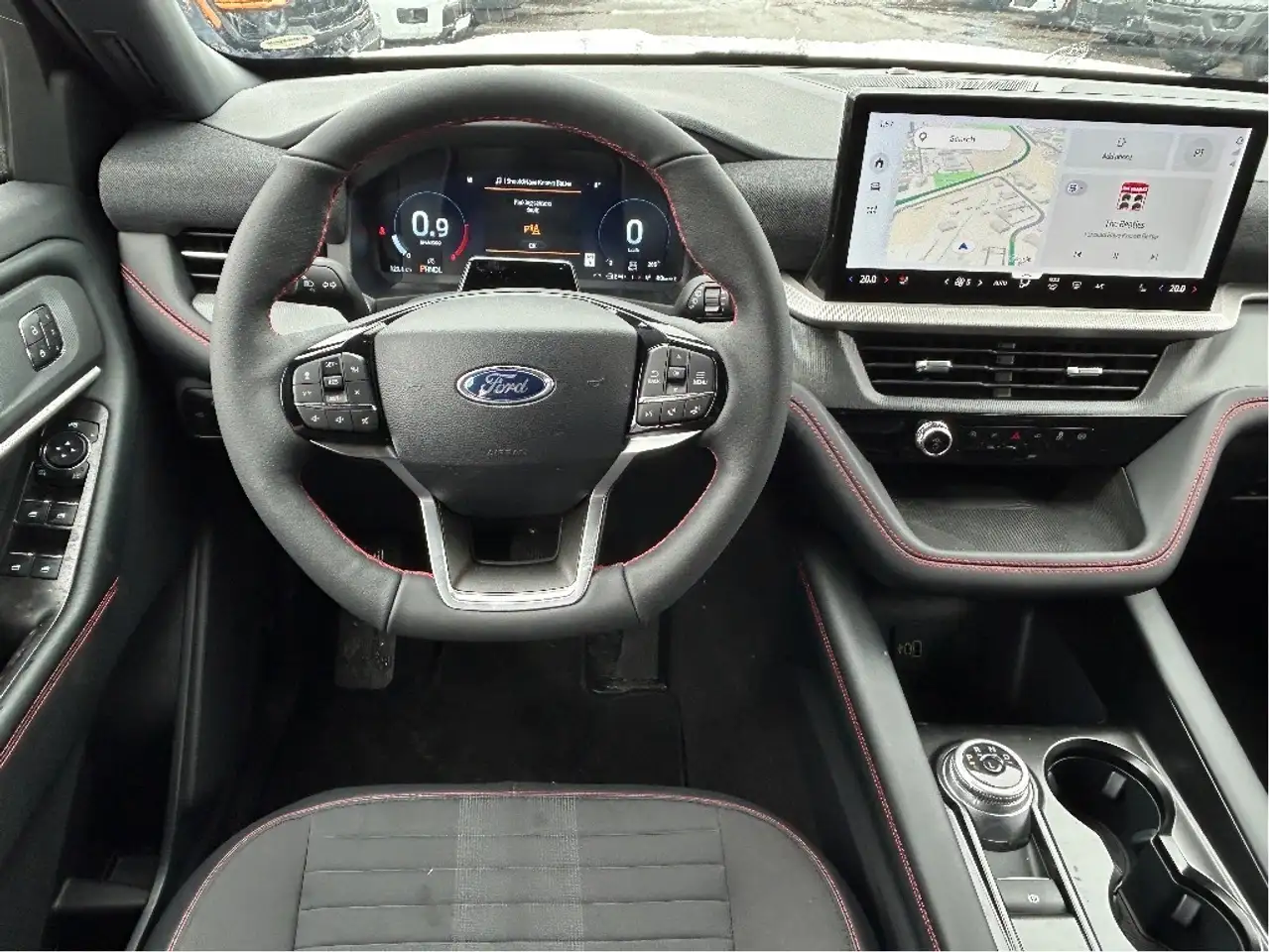 Ford Explorer photo Ford Explorer