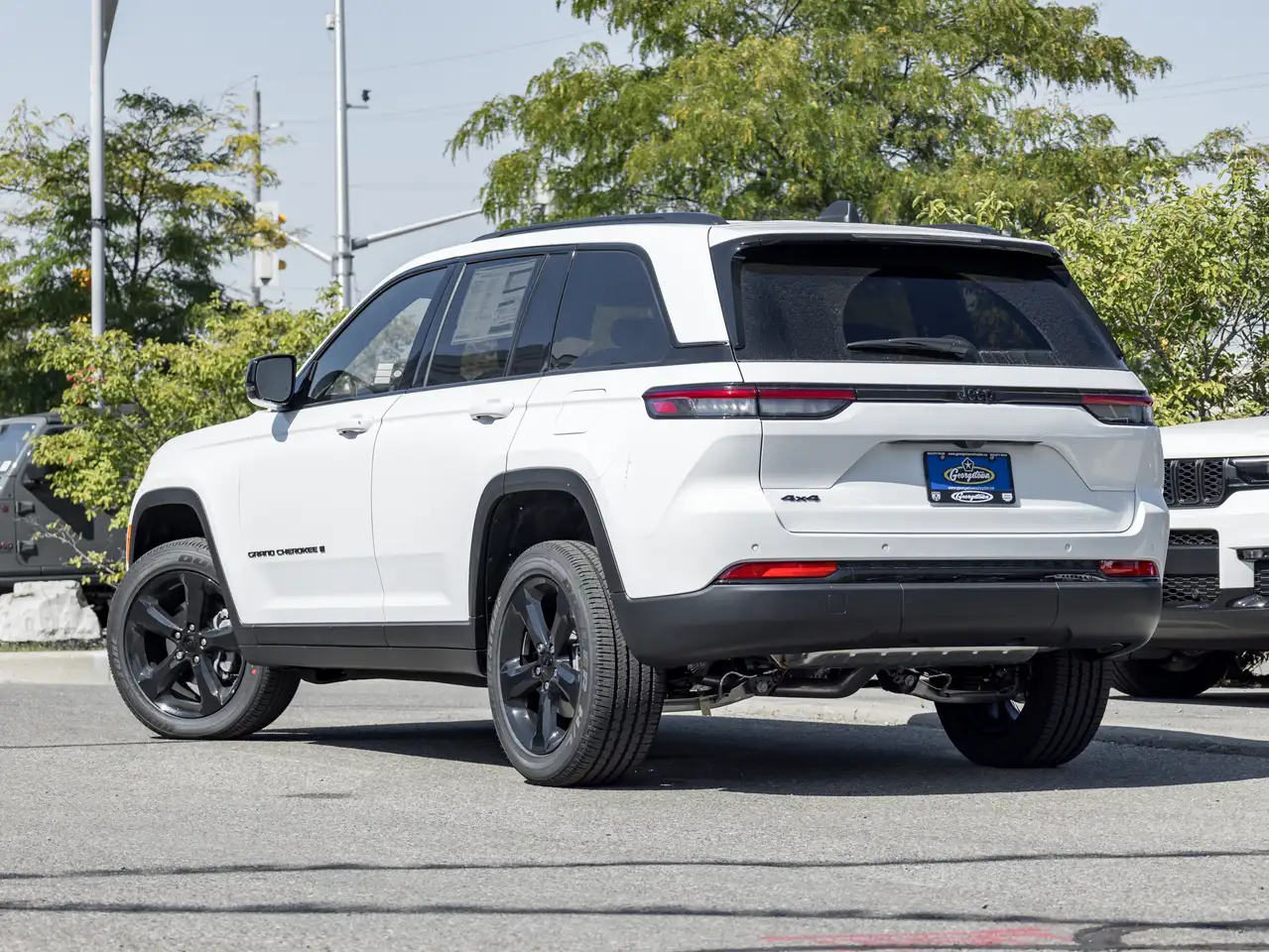 Jeep Grand Cherokee снимка Jeep Grand Cherokee