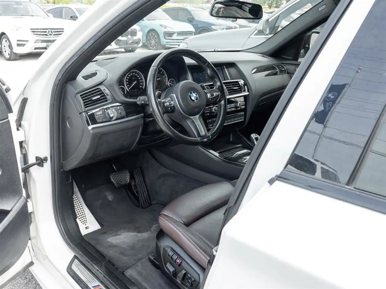 BMW X4 photo BMW X4