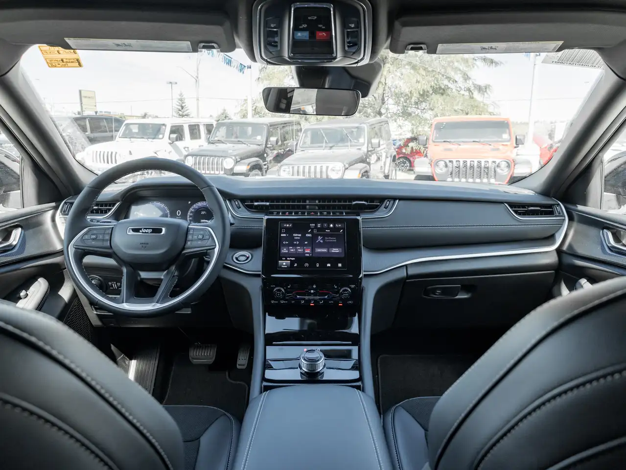 Jeep Grand Cherokee снимка Jeep Grand Cherokee