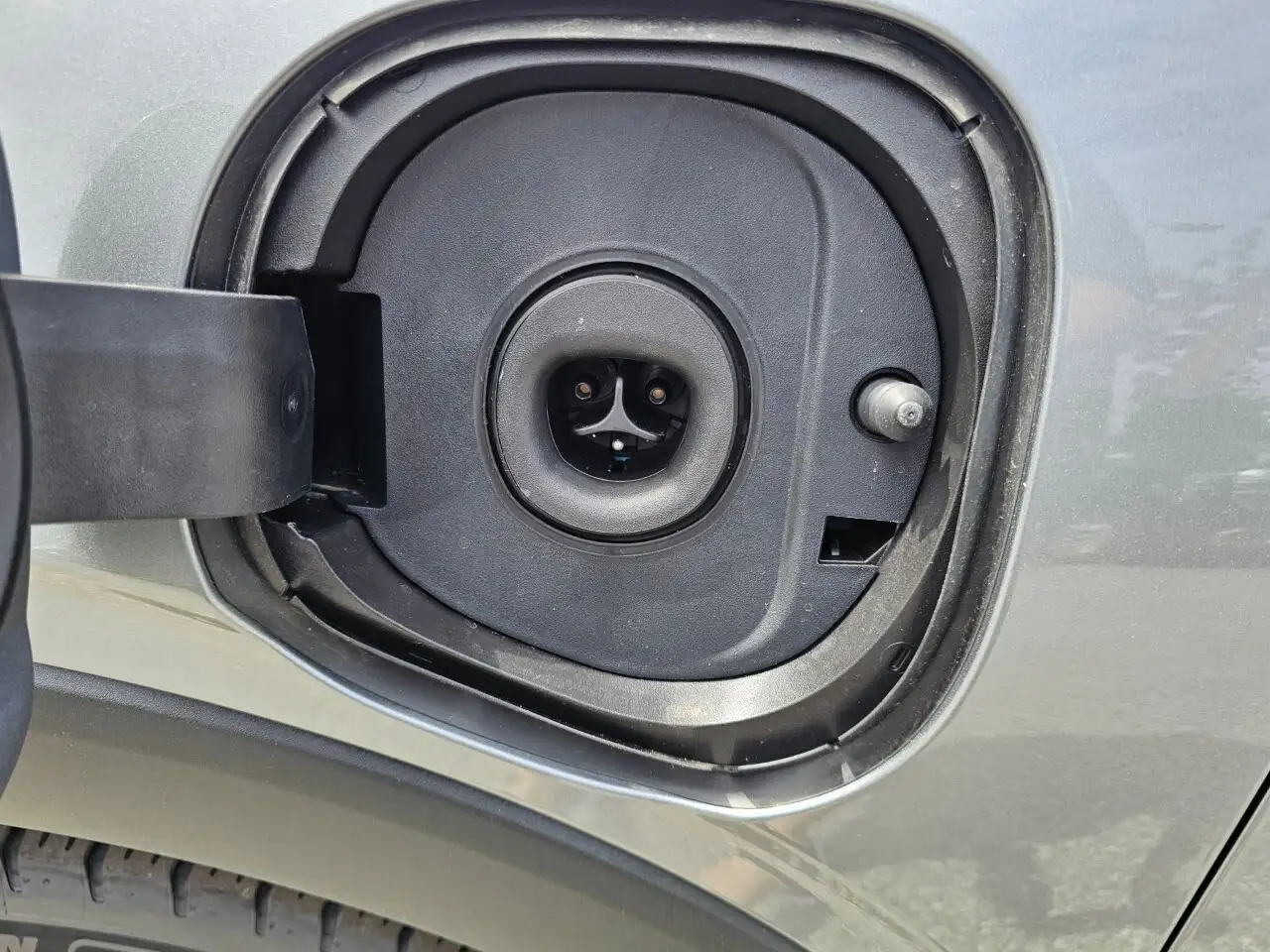 Chevrolet Bolt снимка Chevrolet Bolt