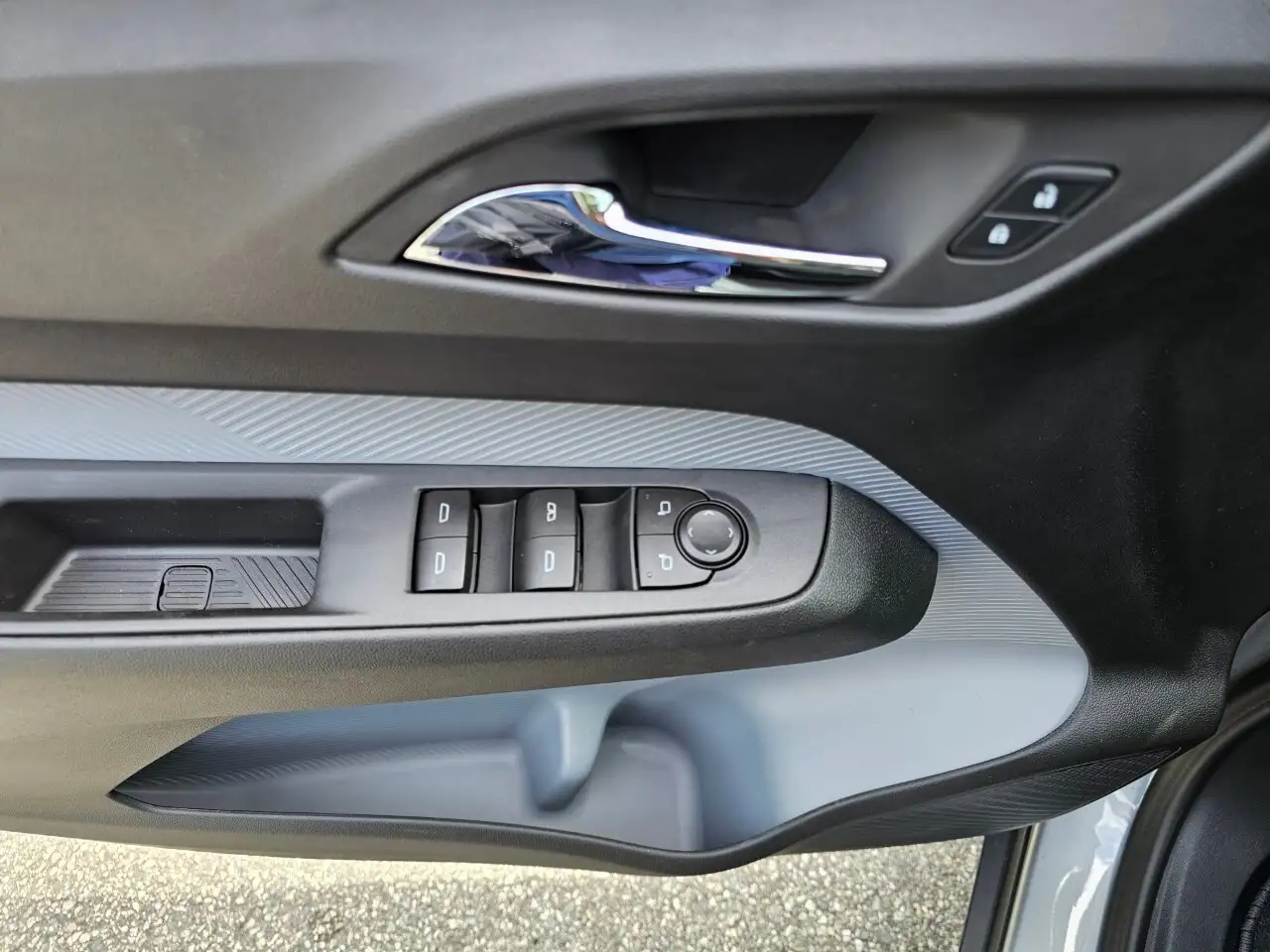 Chevrolet Bolt снимка Chevrolet Bolt