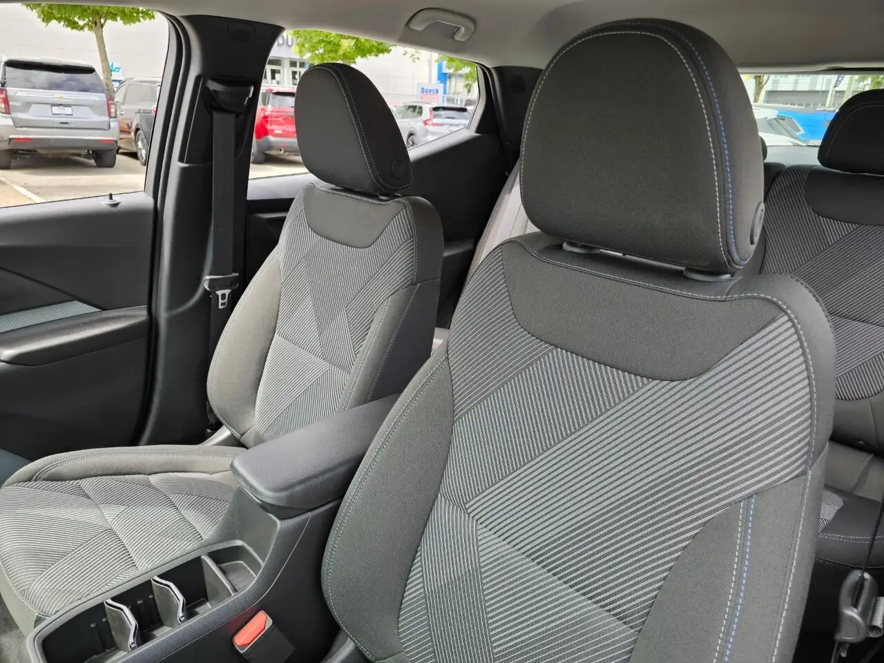 Chevrolet Bolt снимка Chevrolet Bolt