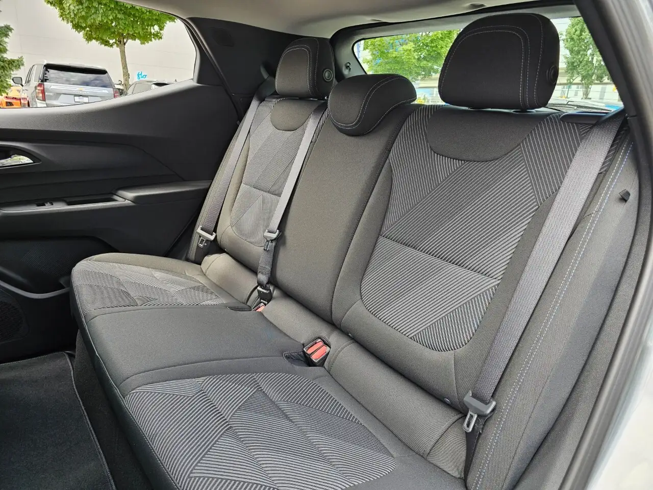 Chevrolet Bolt снимка Chevrolet Bolt