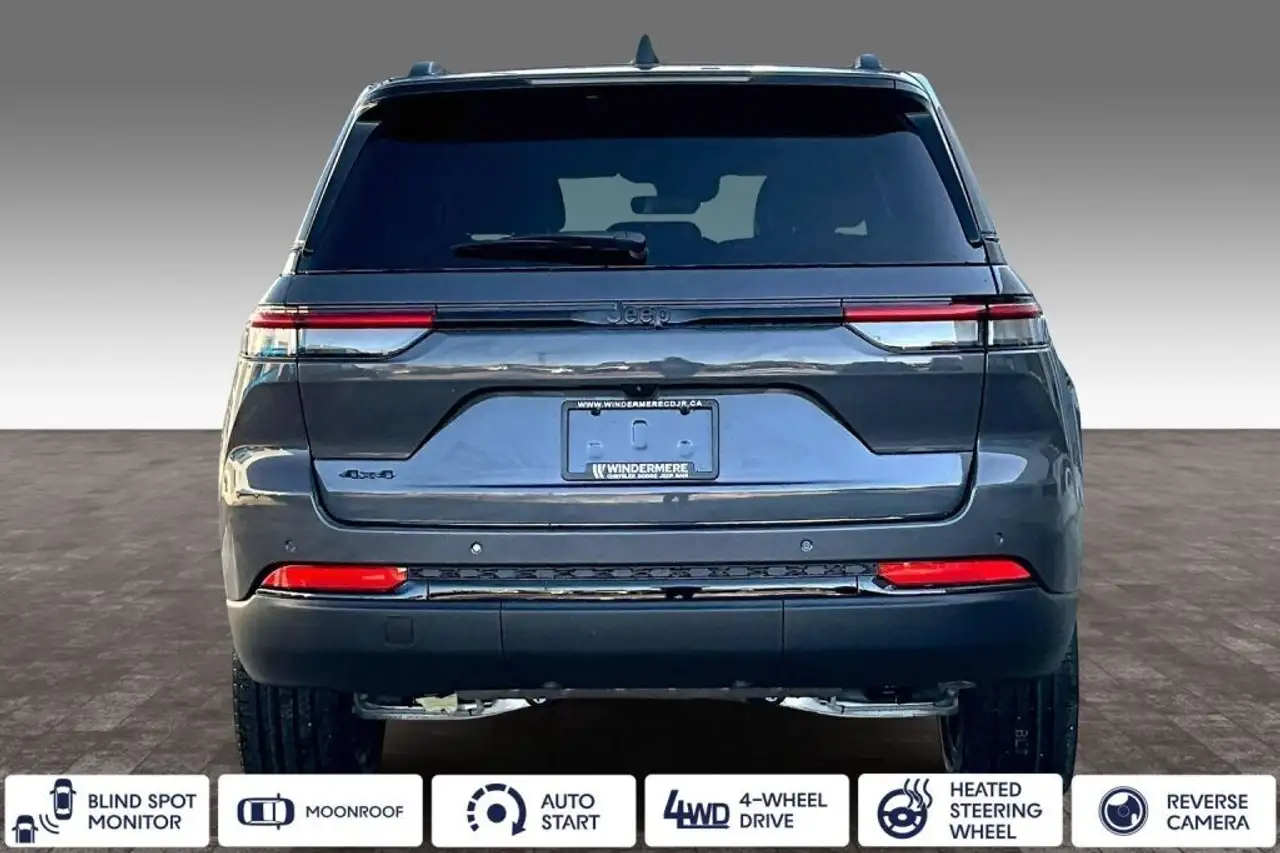 Jeep Grand Cherokee снимка Jeep Grand Cherokee