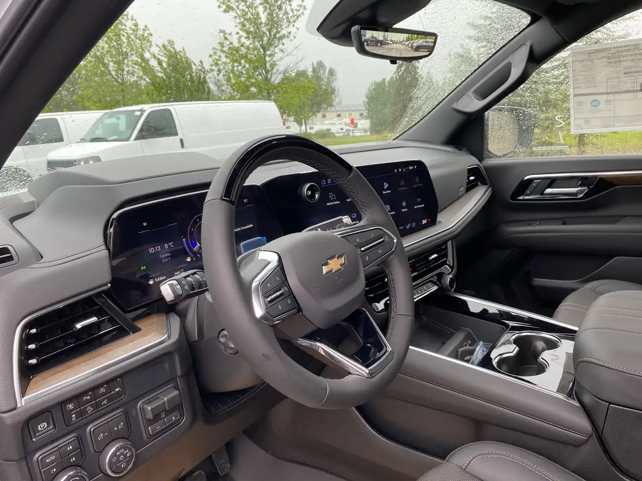 Chevrolet Tahoe снимка Chevrolet Tahoe