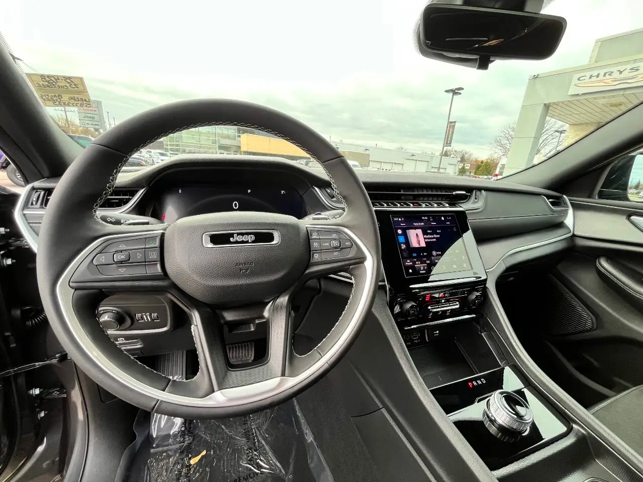 Jeep Grand Cherokee снимка Jeep Grand Cherokee