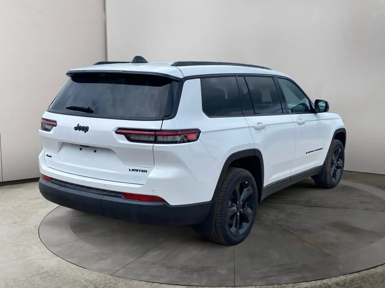 Jeep Grand Cherokee photo Jeep Grand Cherokee
