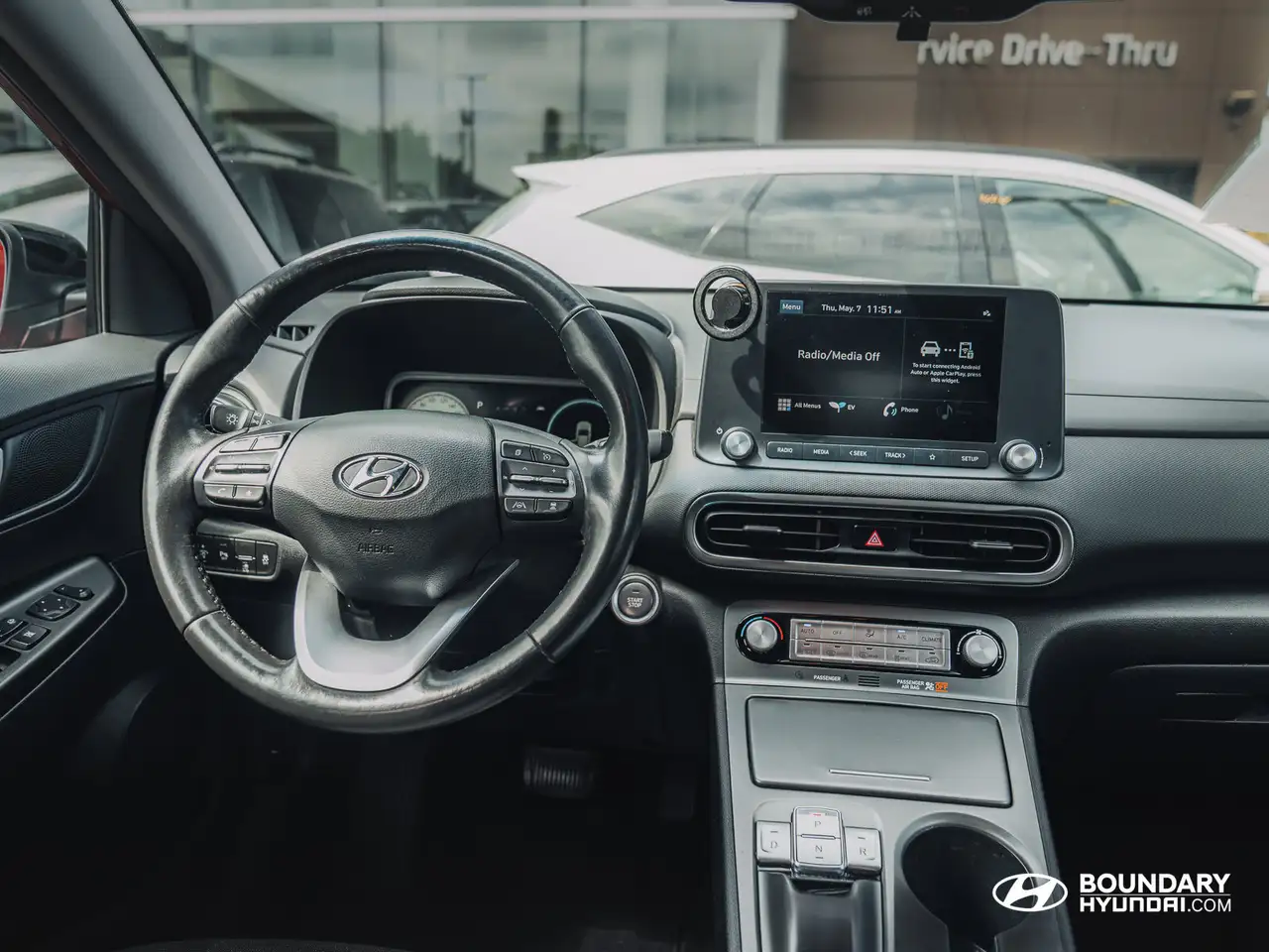Hyundai KONA снимка Hyundai KONA