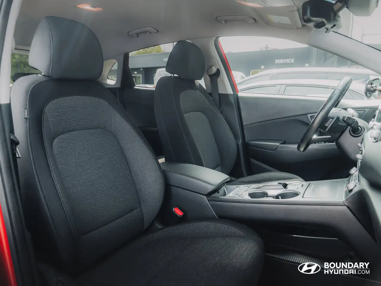 Hyundai KONA снимка Hyundai KONA
