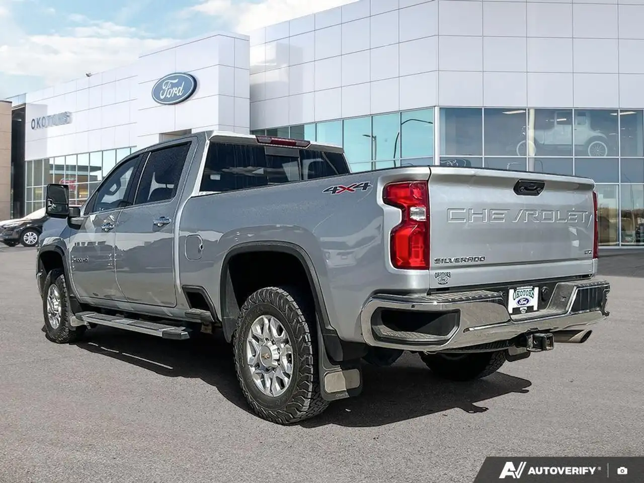 Chevrolet Silverado 2500 снимка Chevrolet Silverado 2500