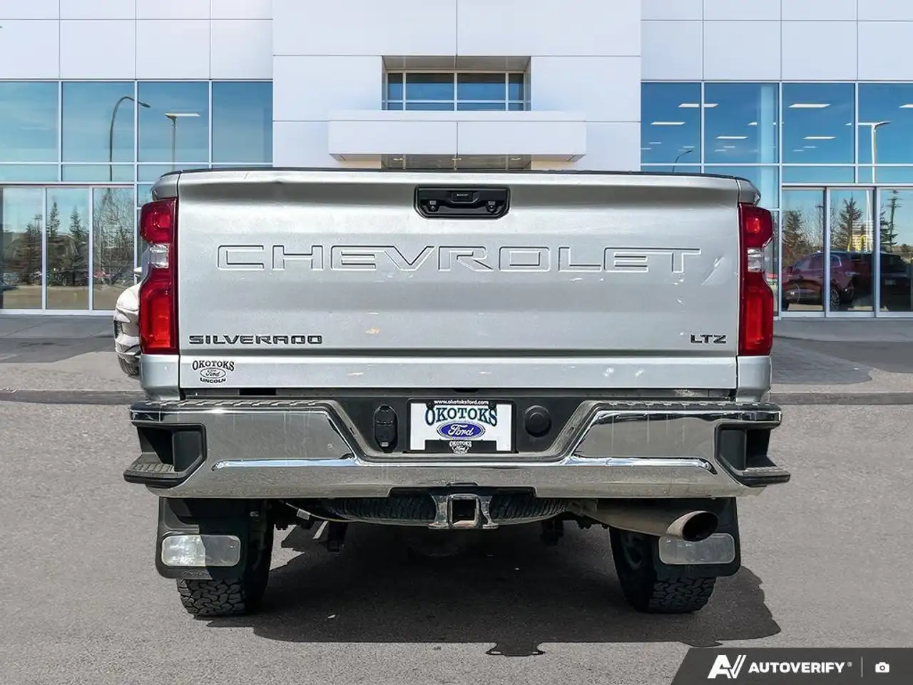 Chevrolet Silverado 2500 снимка Chevrolet Silverado 2500