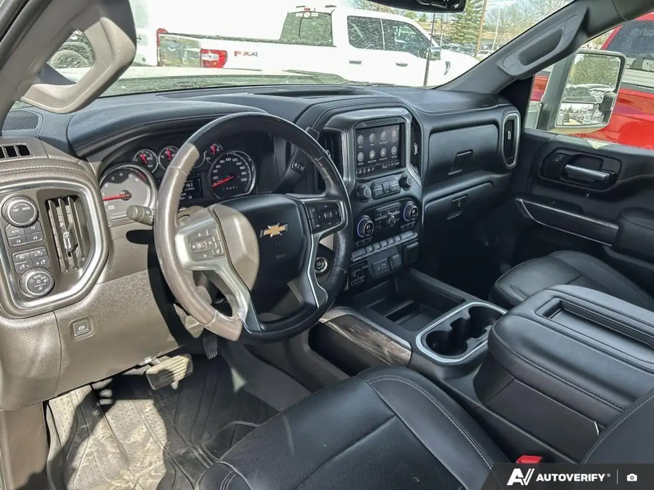 Chevrolet Silverado 2500 снимка Chevrolet Silverado 2500