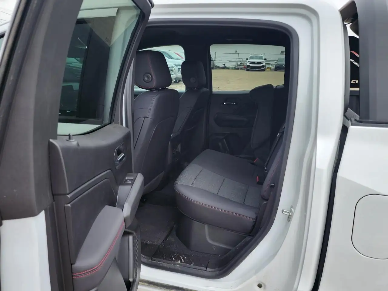 Chevrolet Colorado photo Chevrolet Colorado