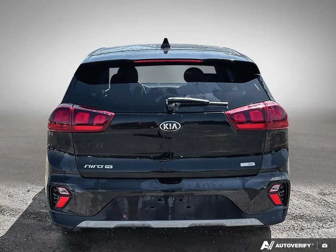Kia Niro снимка Kia Niro