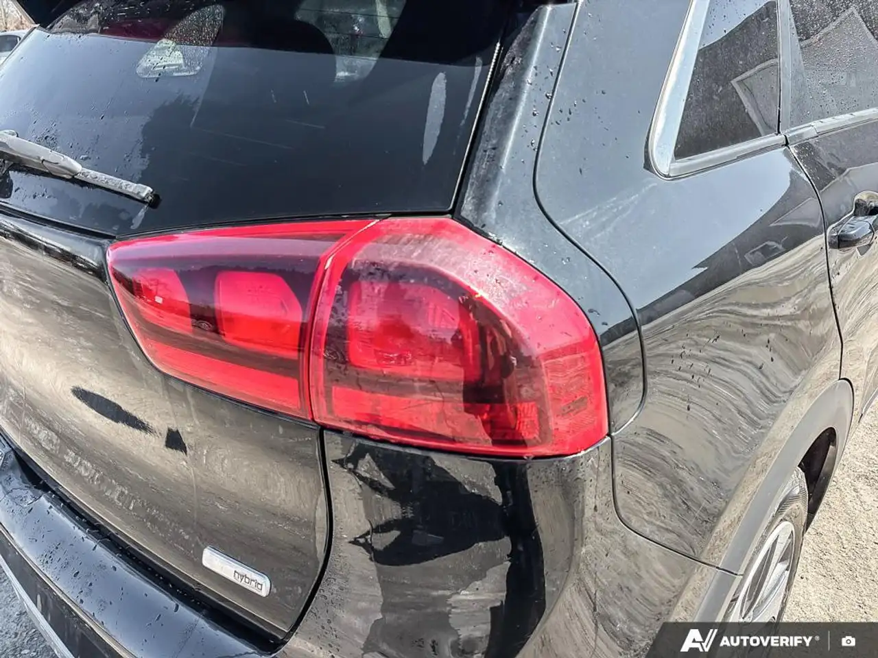 Kia Niro снимка Kia Niro