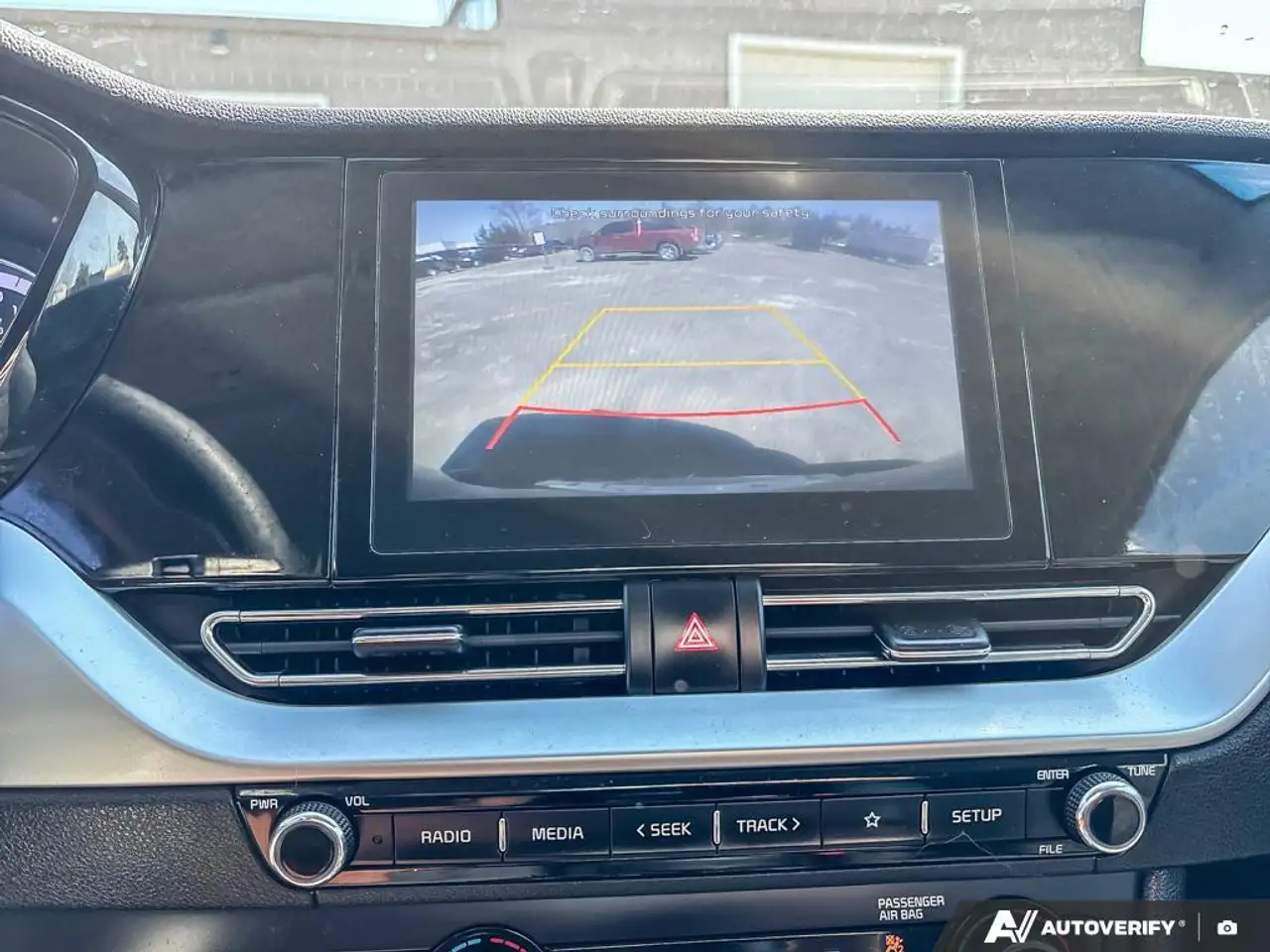 Kia Niro снимка Kia Niro