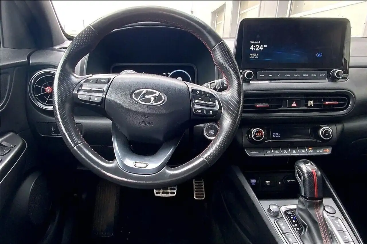 Hyundai KONA photo Hyundai KONA